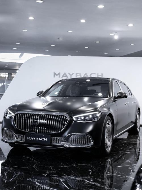 佛山136岚图汽车的售后服务让用户无忧出行，迈巴赫未来的豪华车趋势